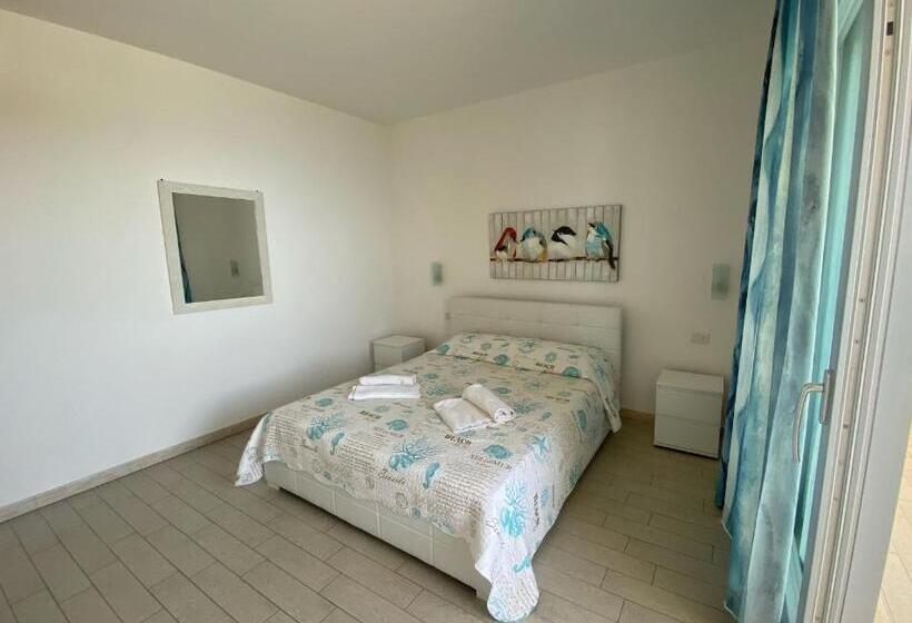 آپارتمان 1 خوابه با تراس, Residenza Miramare