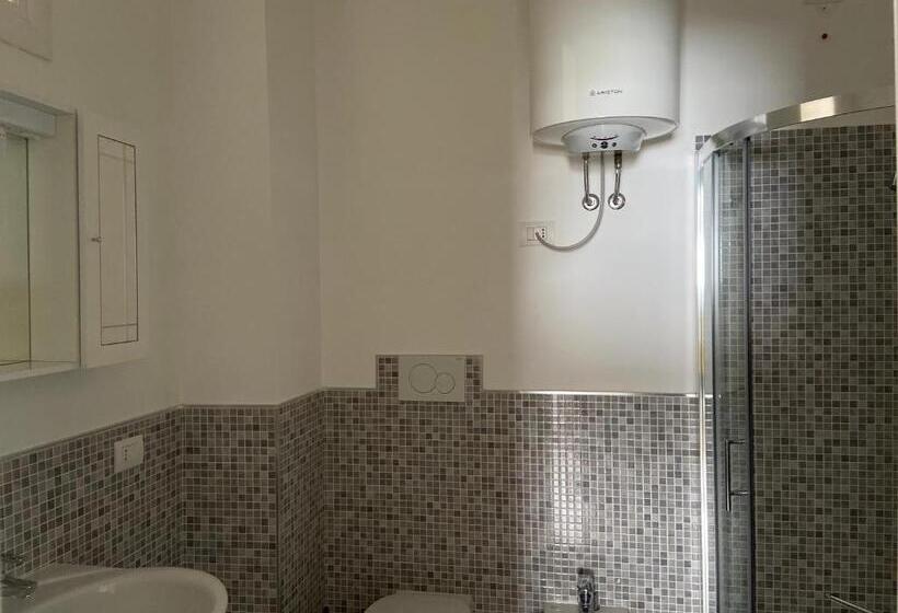 آپارتمان 1 خوابه با تراس, Residenza Miramare