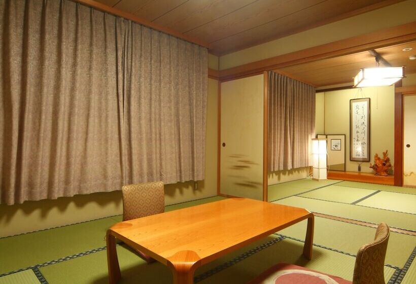 اتاق کلاسیک, Omodaka