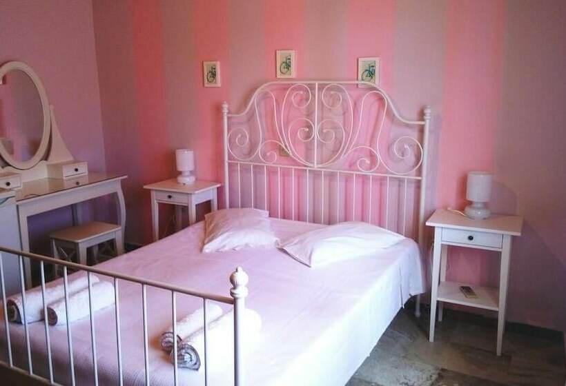 اتاق عادی, Studios Lefkada