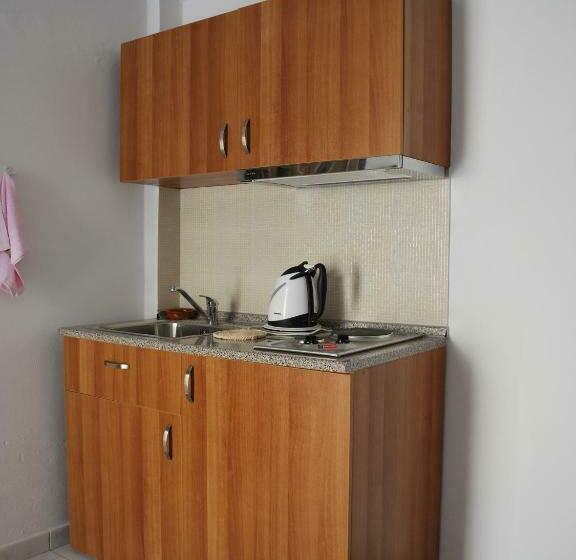 استودیوی استاندارد, Angelos Studios