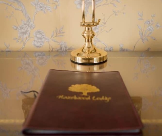 اتاق لوکس, Hazelwood Lodge