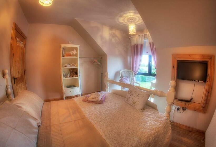 اتاق لوکس, Walkers Nest