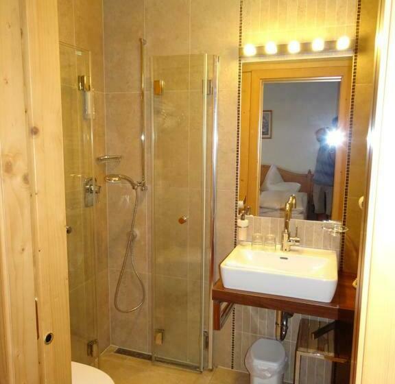 اتاق استاندارد, Alpenhotel Landhaus Küchl