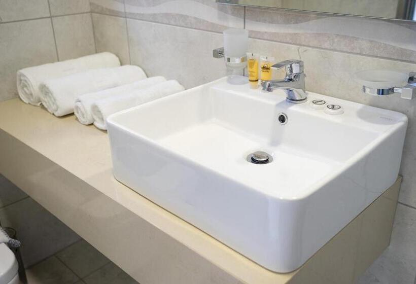 استودیوی استاندارد, Diamanto Complex