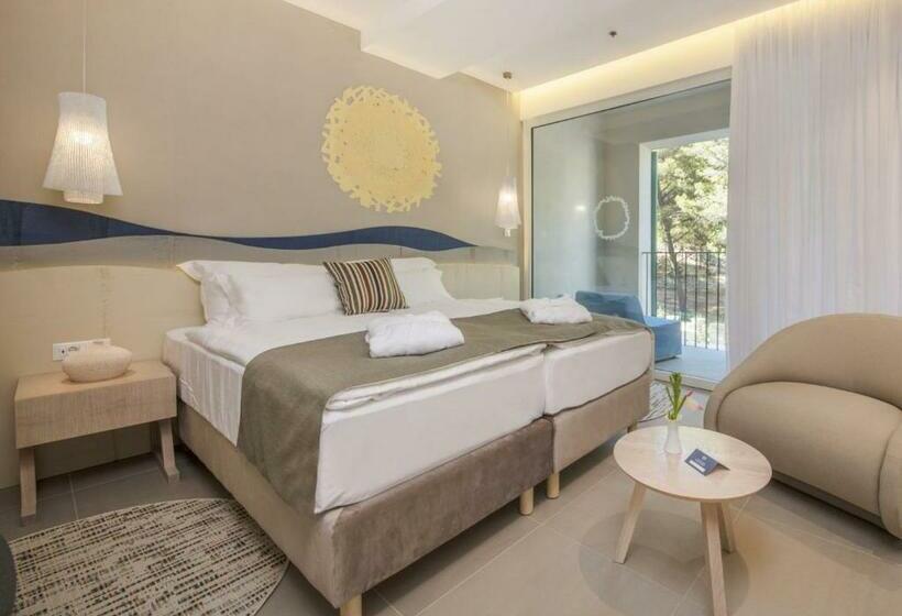 اتاق سوپریور با بالکن, Bluesun Hotel Jadran
