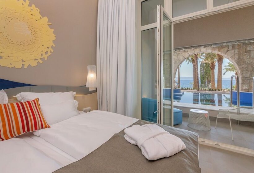 استودیوی استاندارد با چشم‌انداز دریا, Bluesun Hotel Jadran