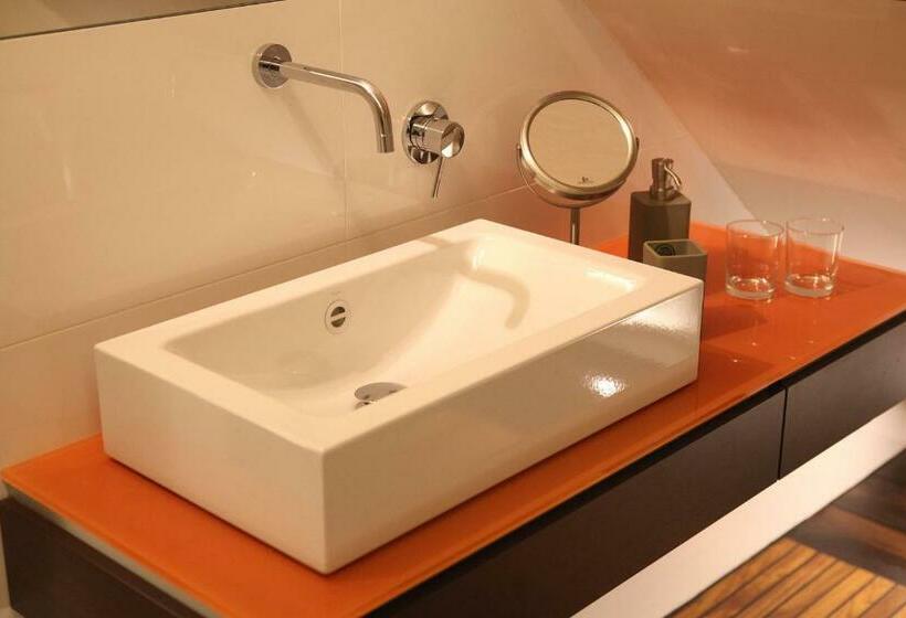 اتاق استاندارد سه نفره, B&b Villa Emma