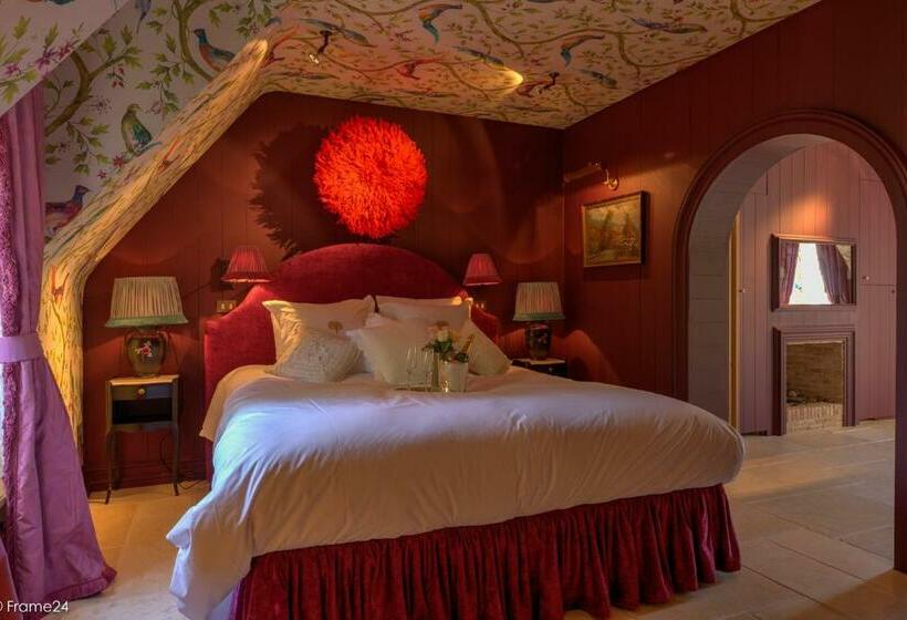 سوئیت جونیور با چشم‌انداز, Exclusive Suites The Secret Garden