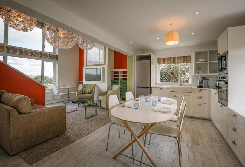 آپارتمان 1 خوابه با چشم‌انداز دریا, Connemara Sands Hotel & Spa