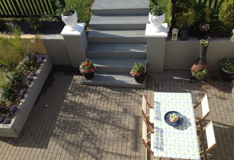 اتاق استاندارد, The Well Bed & Breakfast