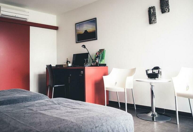 اتاق لوکس, B&b Hakuna Matata