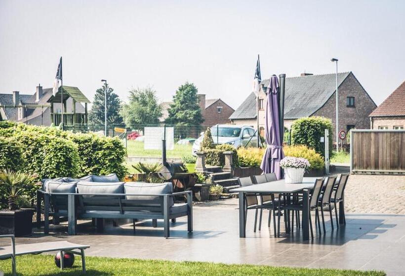 اتاق لوکس, B&b Hakuna Matata