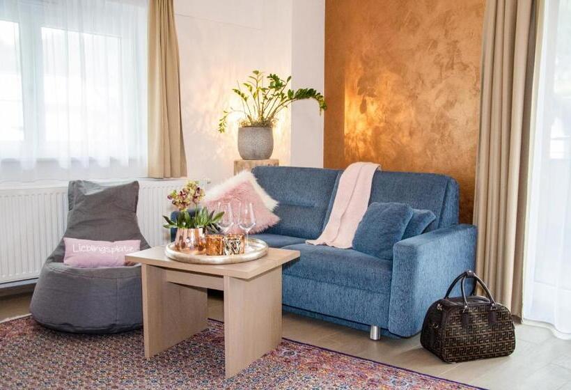 آپارتمان 2 خوابه با بالکن, Aparthotel Bergtraum
