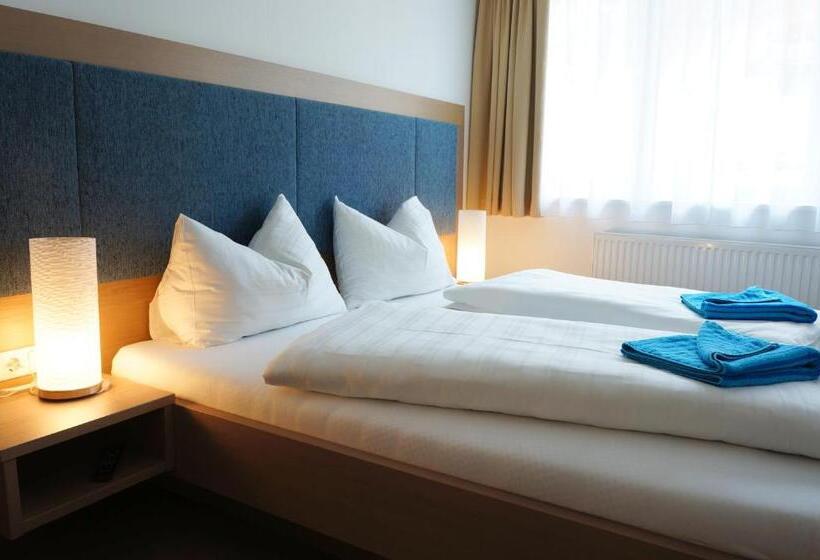 اتاق خانوادگی, Aparthotel Bergtraum
