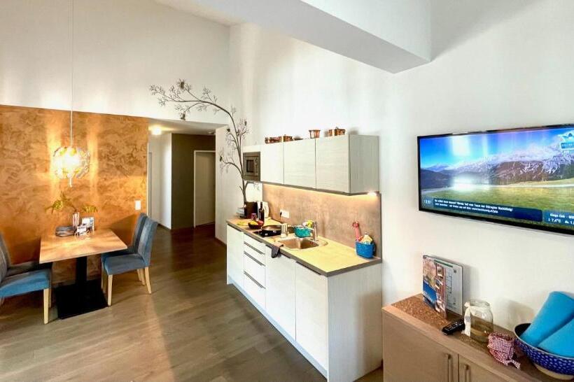 آپارتمان 2 خوابه با بالکن, Aparthotel Bergtraum