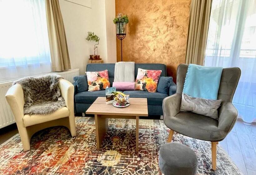 آپارتمان 2 خوابه با بالکن, Aparthotel Bergtraum