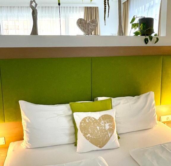 سوئیت با بالکن, Aparthotel Bergtraum