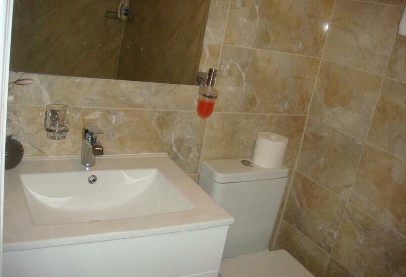 اتاق استاندارد, Shandon Bells Guest House