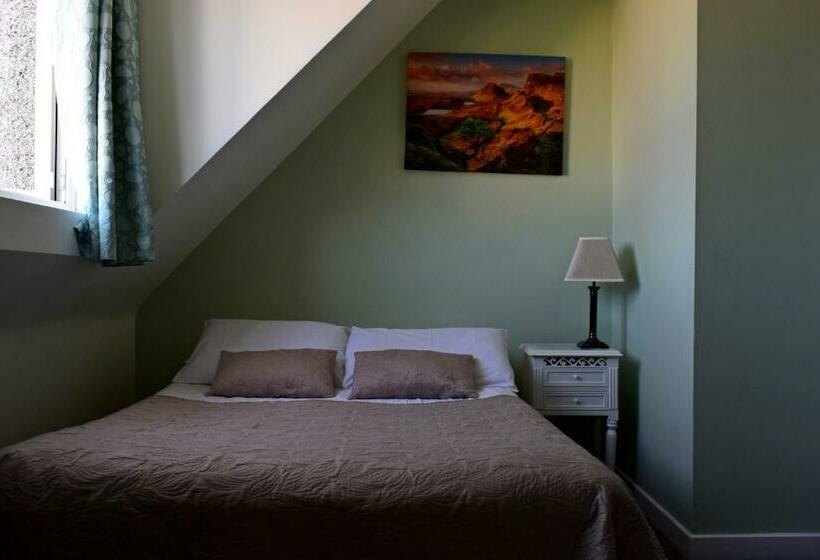 اتاق اکونومی, Shandon Bells Guest House