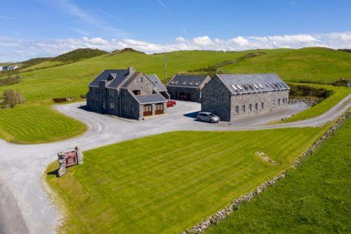 اتاق خانوادگی, The Lodge Doolin