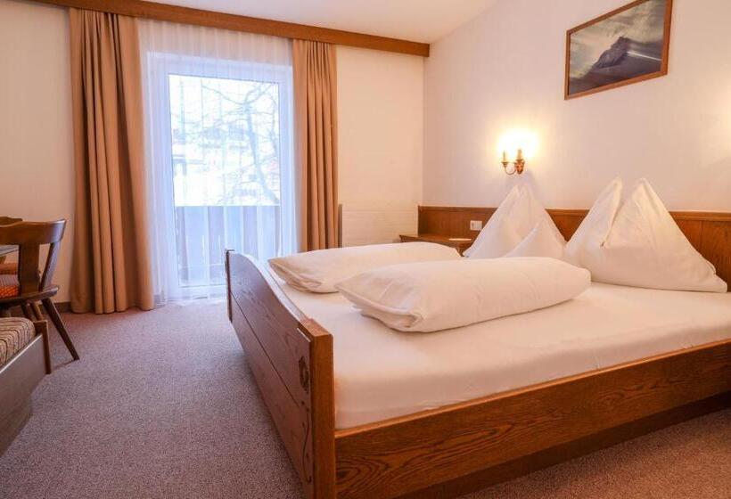 اتاق راحتی, Berghotel Rasis