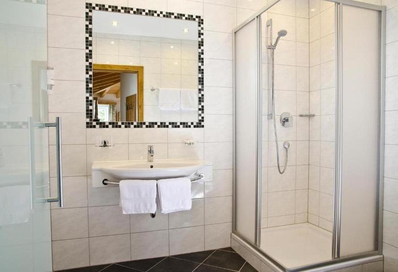 اتاق لوکس, Berghotel Rasis