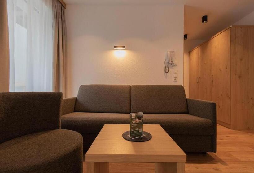 اتاق سوپریور, Berghotel Rasis