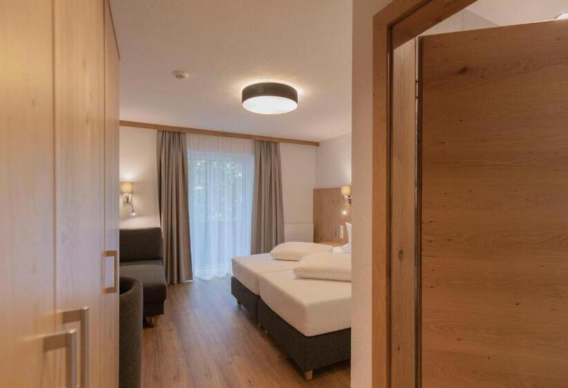 اتاق استاندارد, Berghotel Rasis
