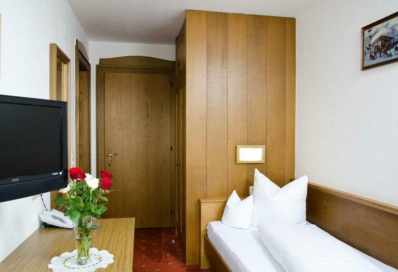 اتاق استاندارد یک نفره, Berghotel Rasis