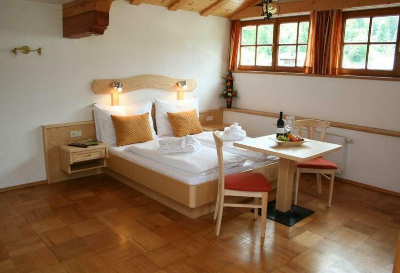 اتاق استاندارد با بالکن, Alpenrose Mühlbach Am Hochkönig