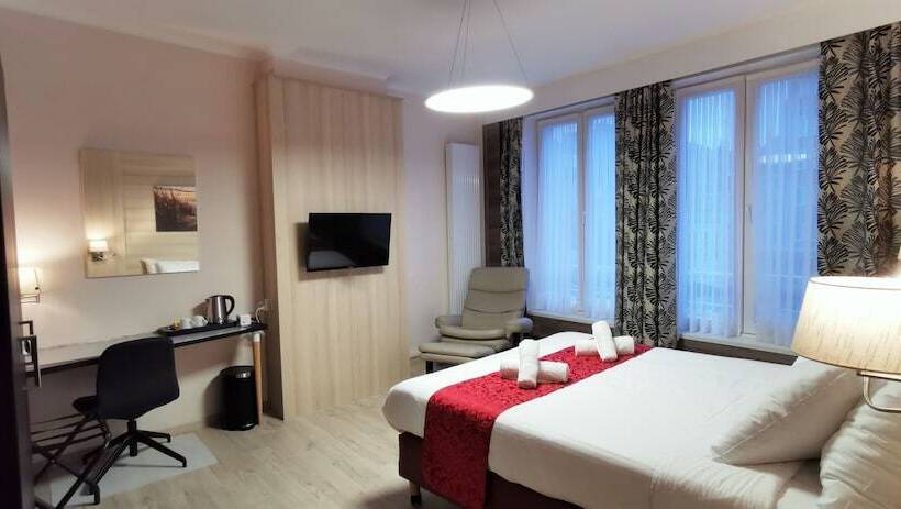 Superior Room with Terrace, Cardiff