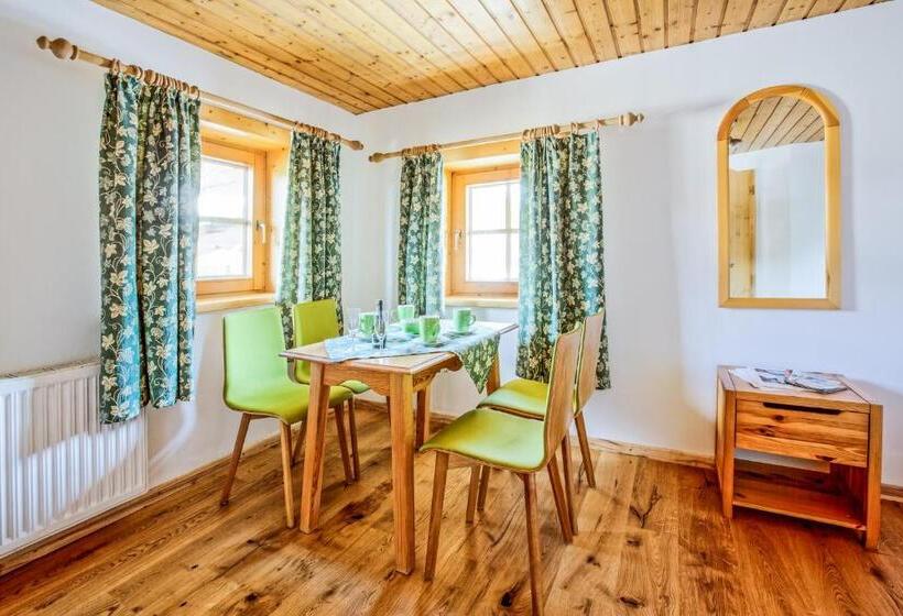 سوئیت 2 خوابه, Gasthaus Auwirt