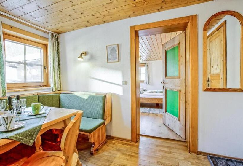 سوئیت 2 خوابه, Gasthaus Auwirt