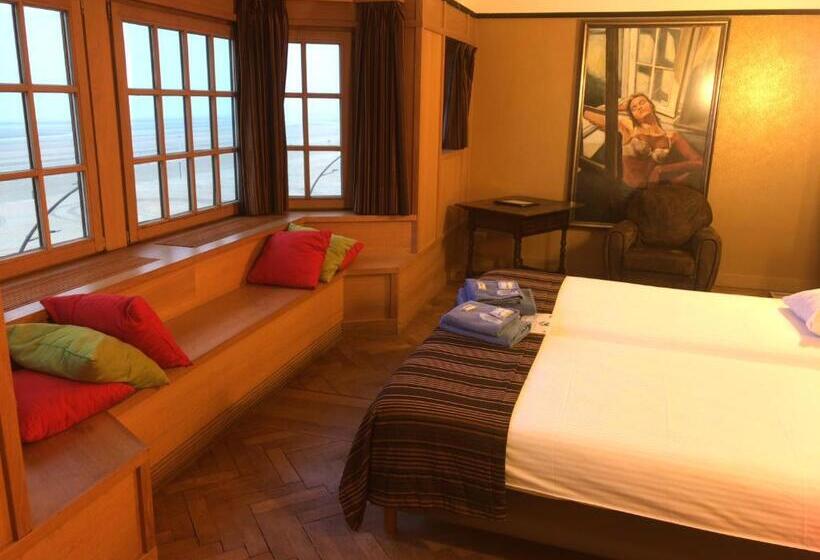 اتاق استاندارد با چشم‌انداز دریا, Villa Escale