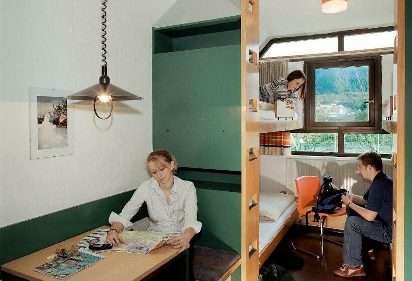 اتاق استاندارد چهارنفره با سرویس بهداشتی مشترک, Jugendherberge Innsbruck   Youth Hostel