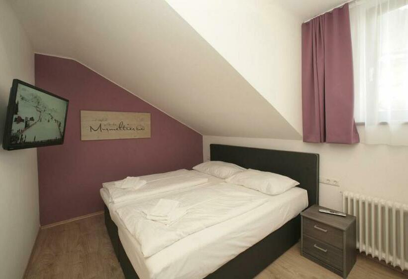 Comfort room with balcony, Lake And Cityhotel Edelweiss   Self Check In