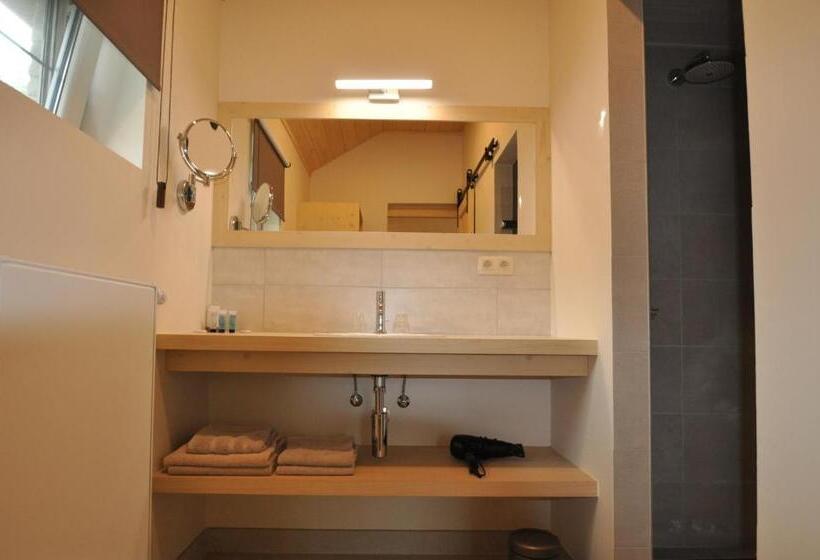 اتاق استاندارد با چشم‌انداز باغ, B&b Knotwilgenhoeve