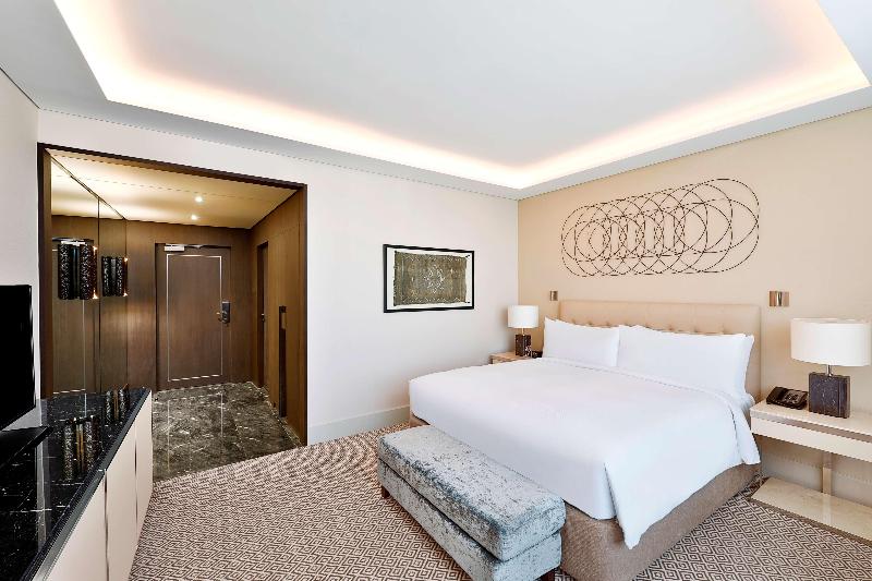 带大床的标准间, Hilton Tangier City Center