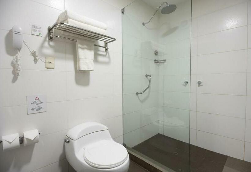 Номер Стандарт Вид на Бассейн, Casa Andina Premium Piura