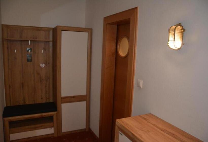 اتاق استاندارد سه نفره, Restaurant Veldener Traumschiff Direkt Am See In 2min Im Zentrum