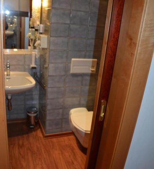 اتاق استاندارد چهار تخته, Restaurant Veldener Traumschiff Direkt Am See In 2min Im Zentrum