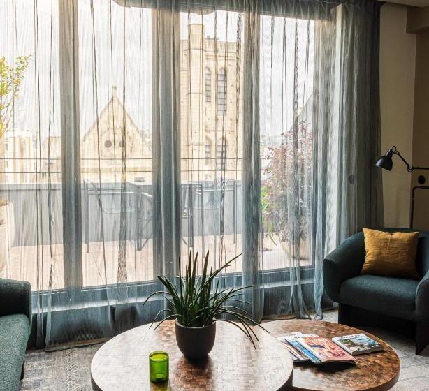 Suite with Terrace, Hôtel National Des Arts Et Métiers
