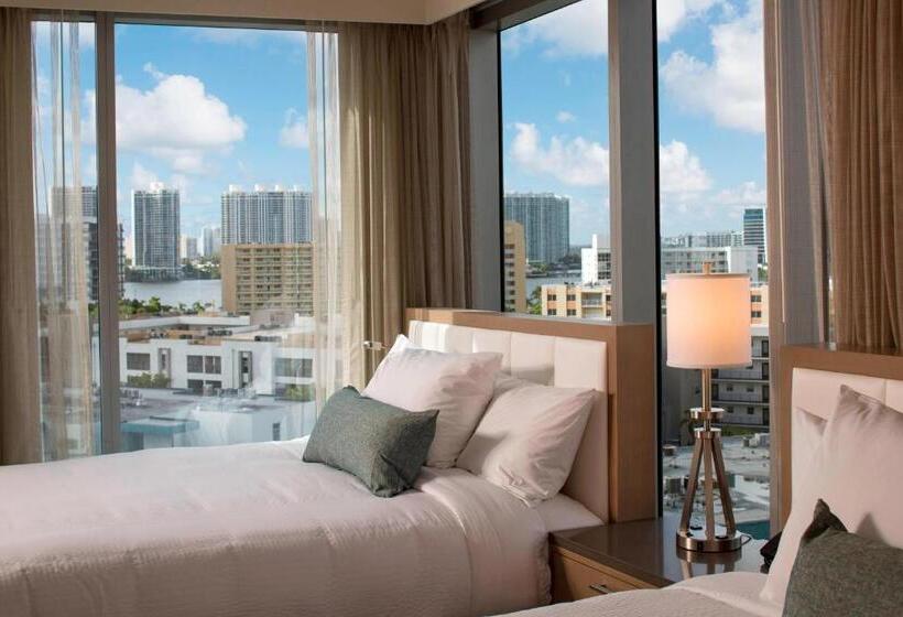 استودیو استاندارد با چشم‌انداز, Residence Inn Miami Sunny Isles Beach