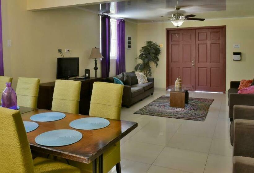 اتاق استاندارد یک نفره, Pista Q Hostel And Apartments