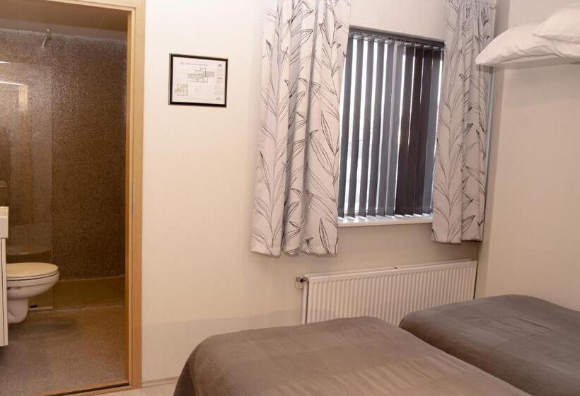 اتاق استاندارد, B&b Guesthouse   Bed And Breakfast Keflavik Centre