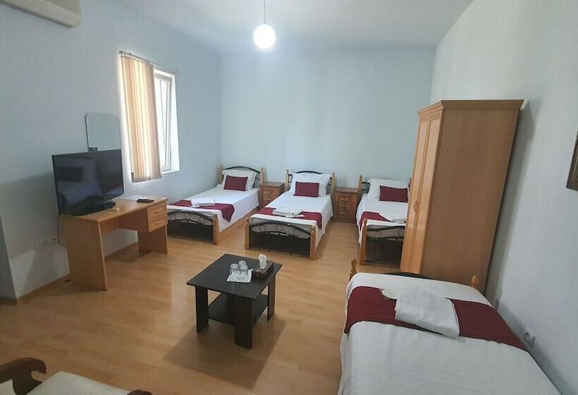اتاق استاندارد چهار تخته, Kesabella Touristic House