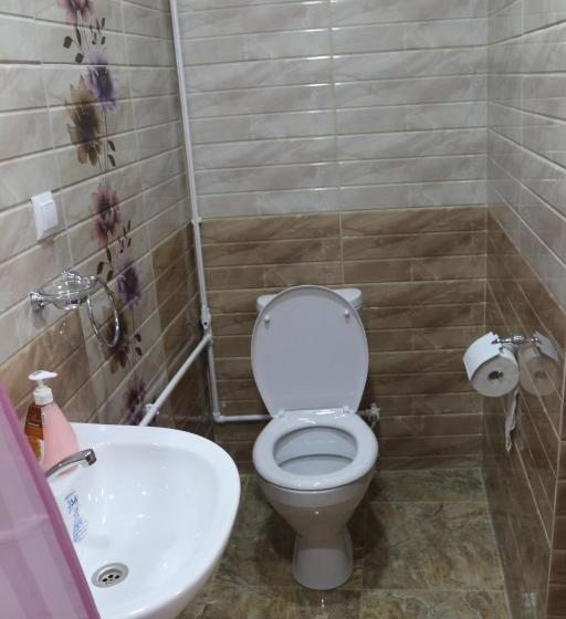 اتاق اکونومی, My Family Guesthouse