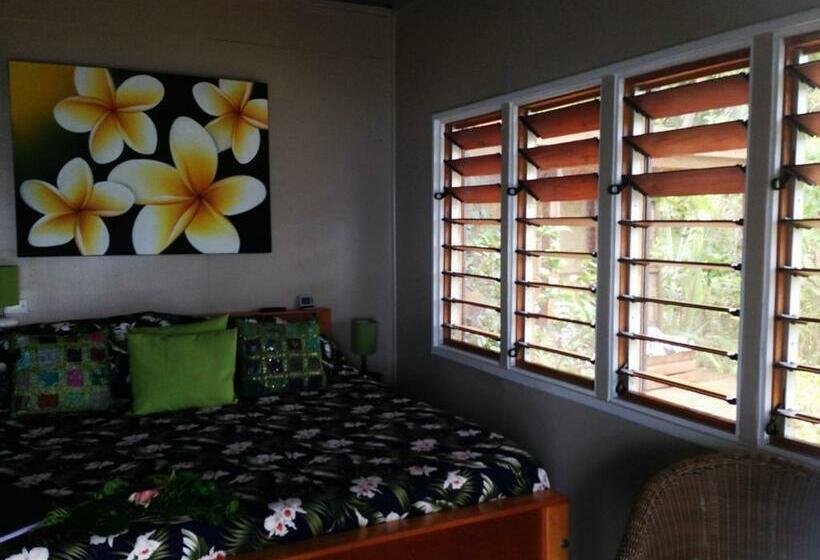 اتاق لوکس با تخت بزرگ, Naveria Heights Lodge