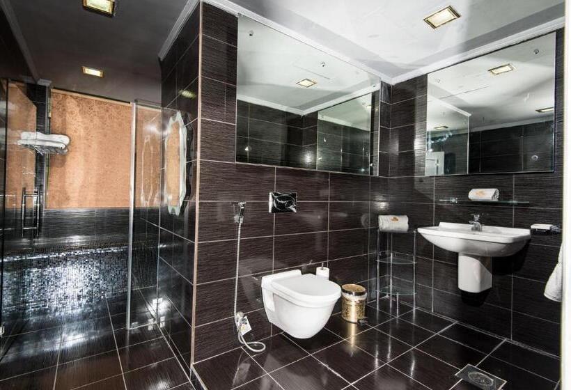 ویلای یک اتاق خوابه با استخر شنا, Bravo Royal Hotel Suites